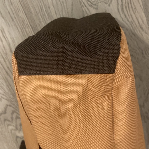 Timberland Brown Laptop Bag with Durable Fabric and Zipper Closure - Picture 8 of 12